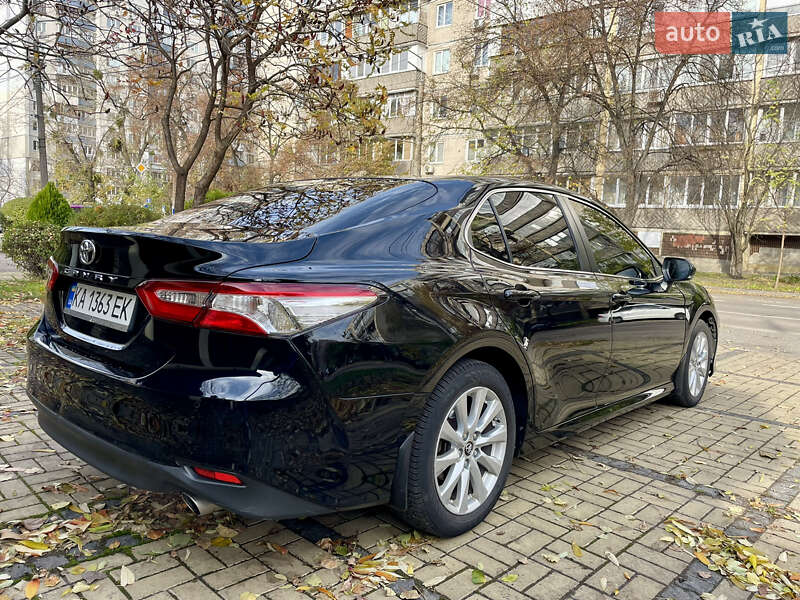 Седан Toyota Camry 2019 в Киеве фото 16 Седан Toyota Camry 2019 в Киеве