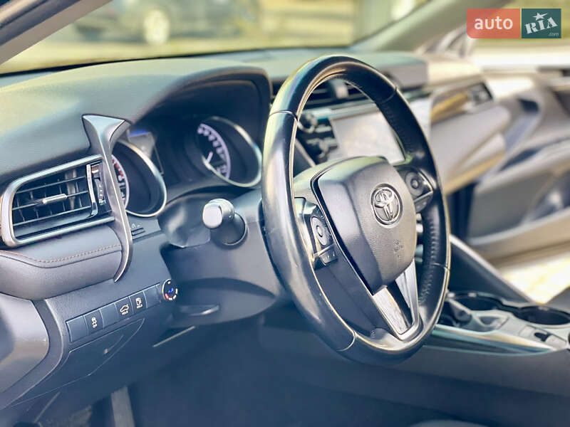 Седан Toyota Camry 2019 в Киеве фото 35 Седан Toyota Camry 2019 в Киеве