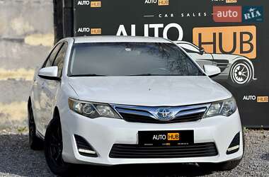 Седан Toyota Camry 2015 в Харкові