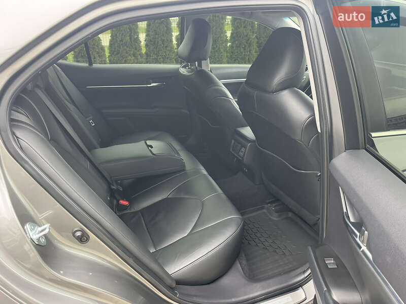 Седан Toyota Camry 2022 в Черновцах фото 28 Седан Toyota Camry 2022 в Черновцах