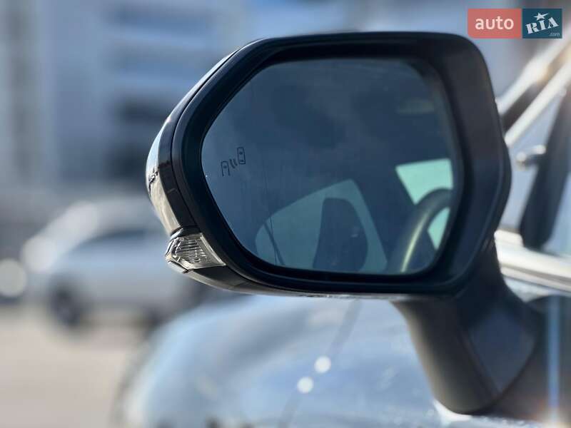 Седан Toyota Camry 2024 в Киеве