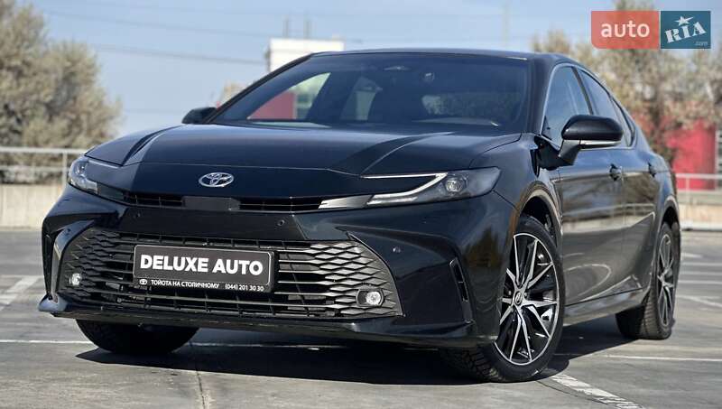 Седан Toyota Camry 2024 в Киеве