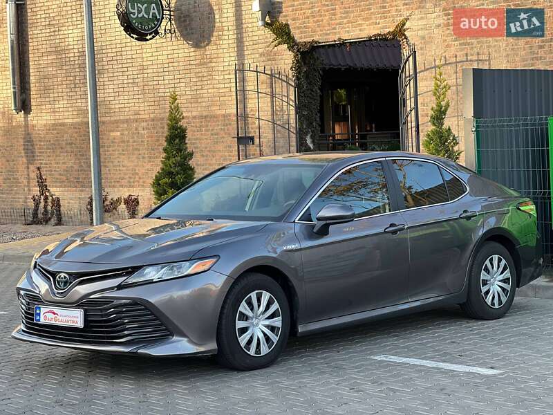 Седан Toyota Camry 2018 в Одесі