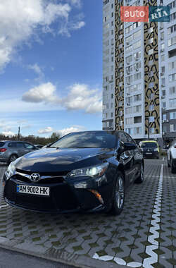Седан Toyota Camry 2016 в Броварах