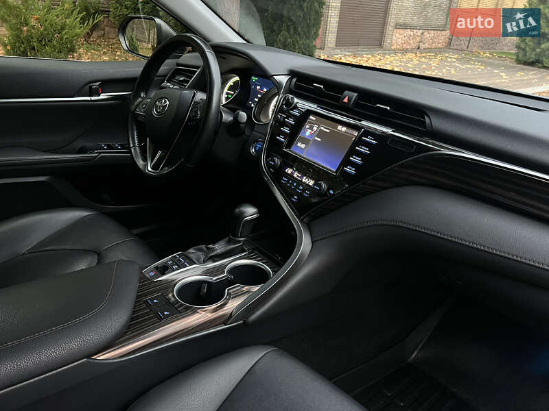 Седан Toyota Camry 2020 в Ровно фото 24 Седан Toyota Camry 2020 в Ровно