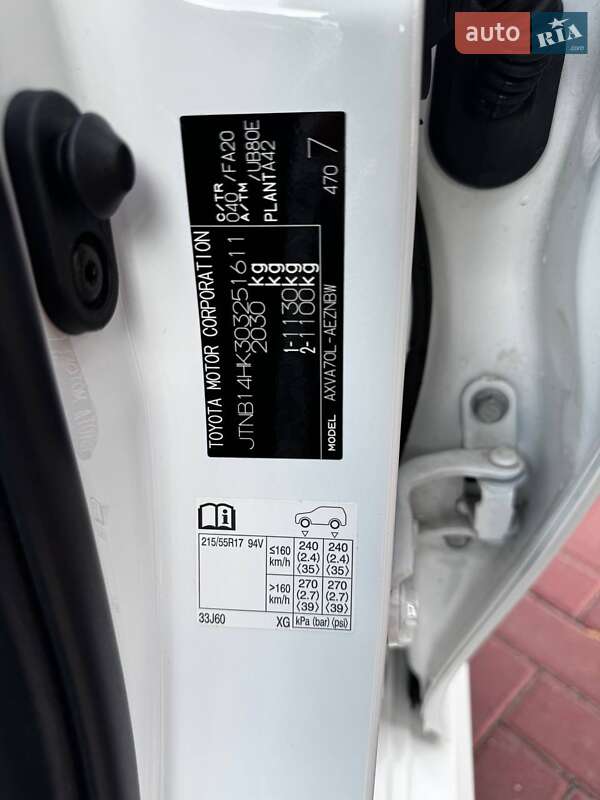 Седан Toyota Camry 2024 в Ровно фото 21 Седан Toyota Camry 2024 в Ровно