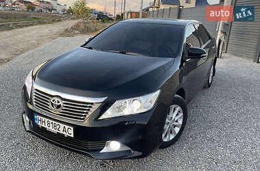 Седан Toyota Camry 2012 в Одессе