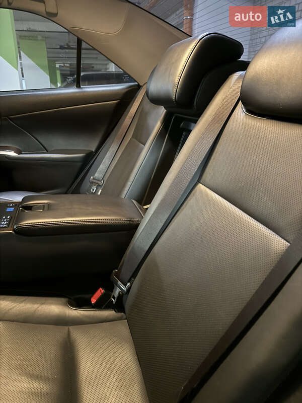Седан Toyota Camry 2017 в Львове фото 12 Седан Toyota Camry 2017 в Львове