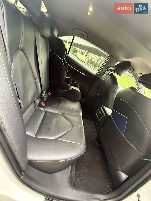 Седан Toyota Camry 2019 в Києві фото 9 Седан Toyota Camry 2019 в Києві