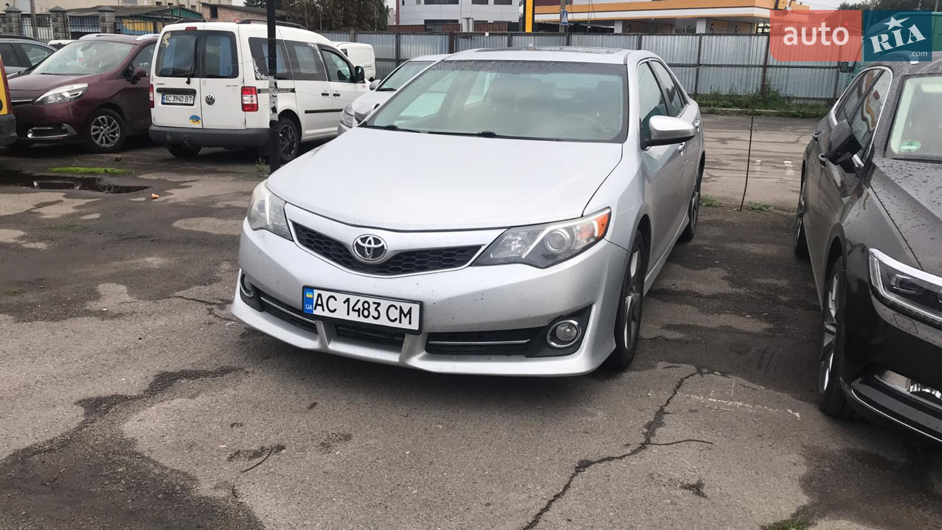 2014 Toyota Camry - мініатюра 2
