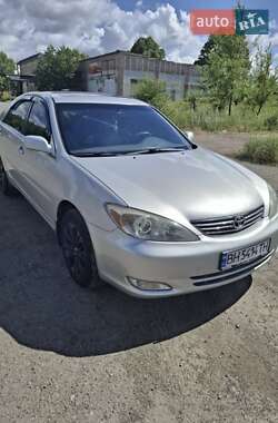 Седан Toyota Camry 2004 в Запорожье