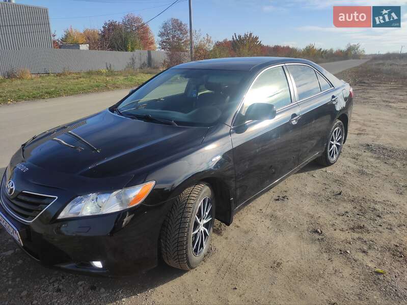 Седан Toyota Camry 2007 в Умані