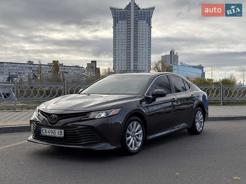 Toyota Camry 2017