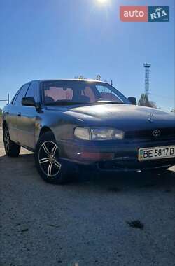 Седан Toyota Camry 1994 в Николаеве