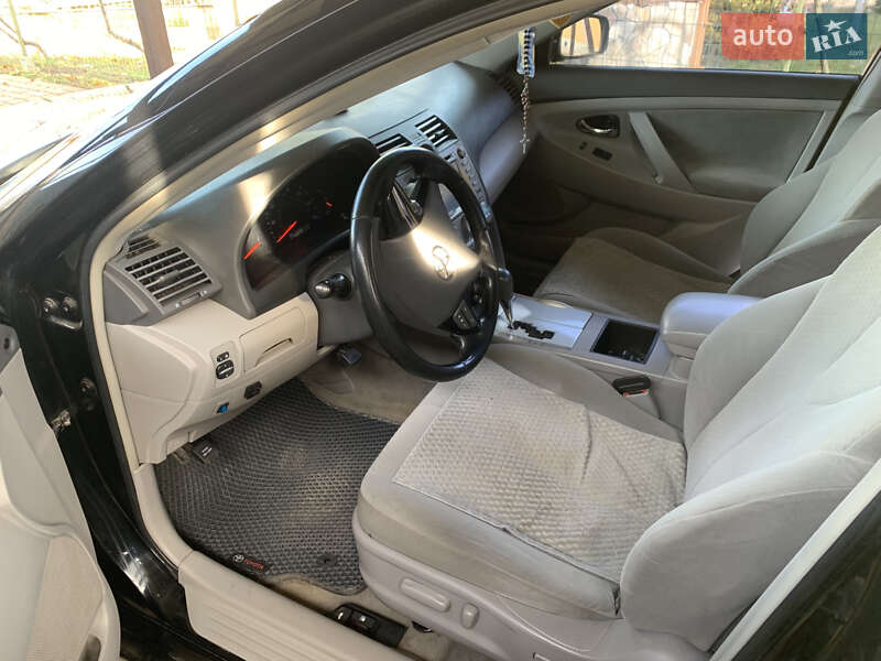 Седан Toyota Camry 2006 в Монастириській