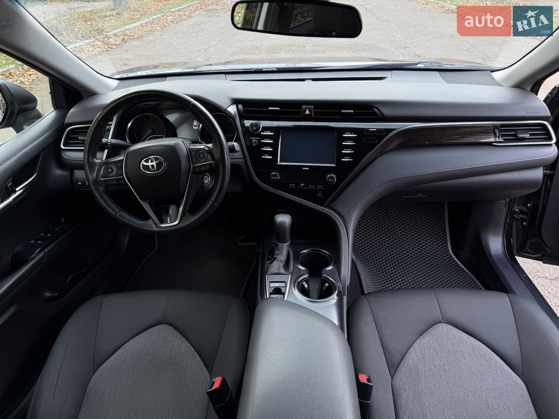 2020 Toyota Camry - мініатюра 17