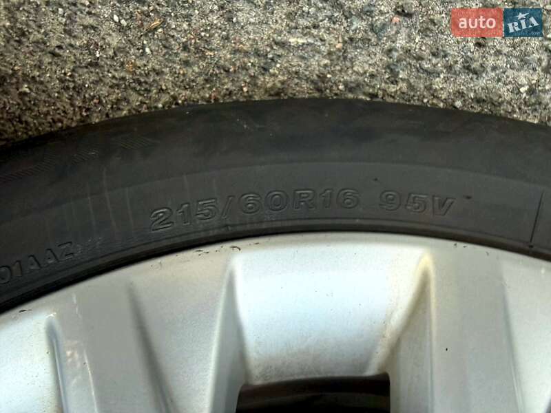 Седан Toyota Camry 2015 в Киеве