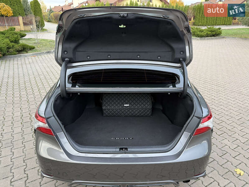 Седан Toyota Camry 2018 в Києві фото 13 Седан Toyota Camry 2018 в Києві