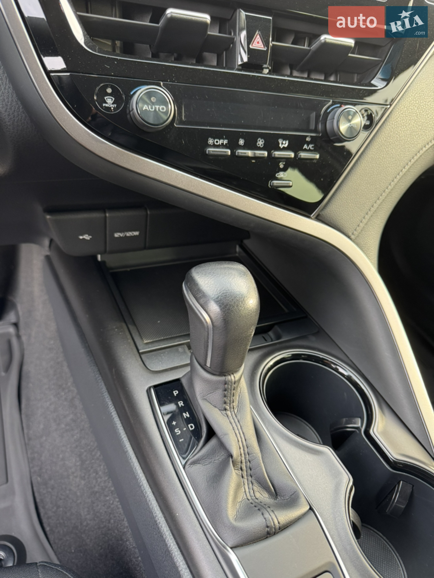 2021 Toyota Camry - мініатюра 32
