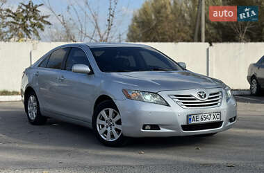 Седан Toyota Camry 2006 в Дніпрі