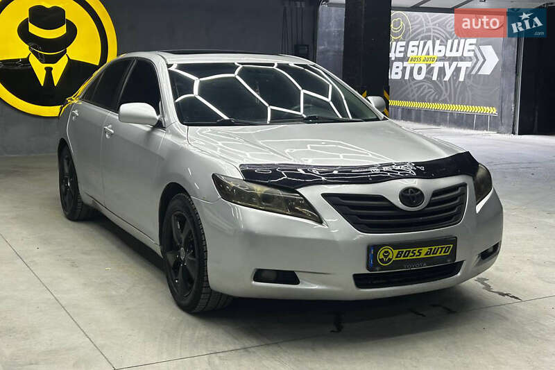 Седан Toyota Camry 2008 в Черновцах фото Седан Toyota Camry 2008 в Черновцах