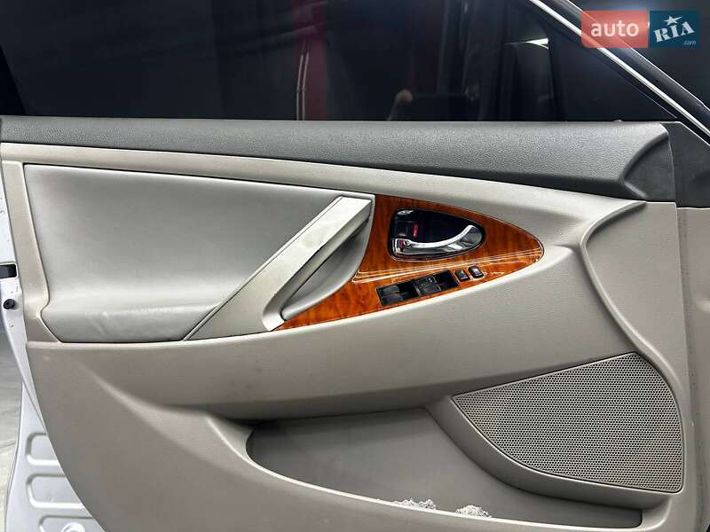 Седан Toyota Camry 2008 в Черновцах фото 8 Седан Toyota Camry 2008 в Черновцах