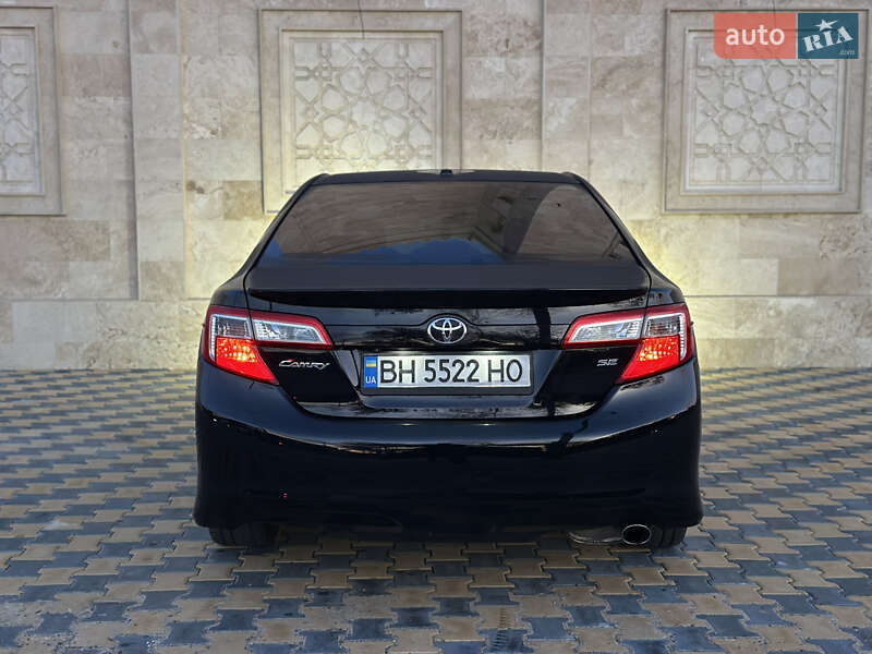 Седан Toyota Camry 2012 в Одесі