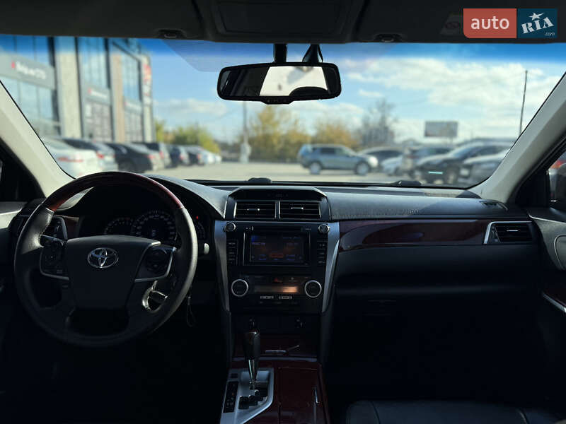 Седан Toyota Camry 2012 в Киеве фото 10 Седан Toyota Camry 2012 в Киеве
