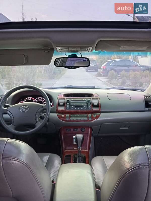 Седан Toyota Camry 2005 в Вараше фото 5 Седан Toyota Camry 2005 в Вараше