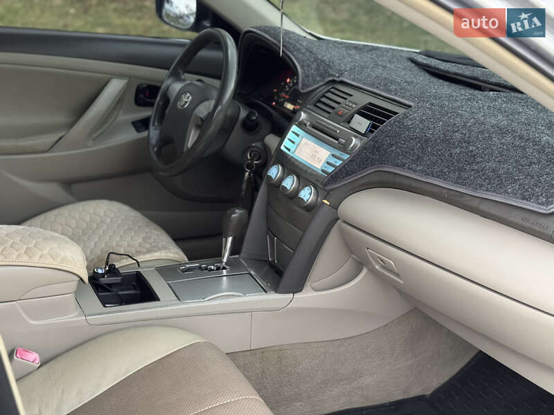 Седан Toyota Camry 2008 в Львове фото 13 Седан Toyota Camry 2008 в Львове