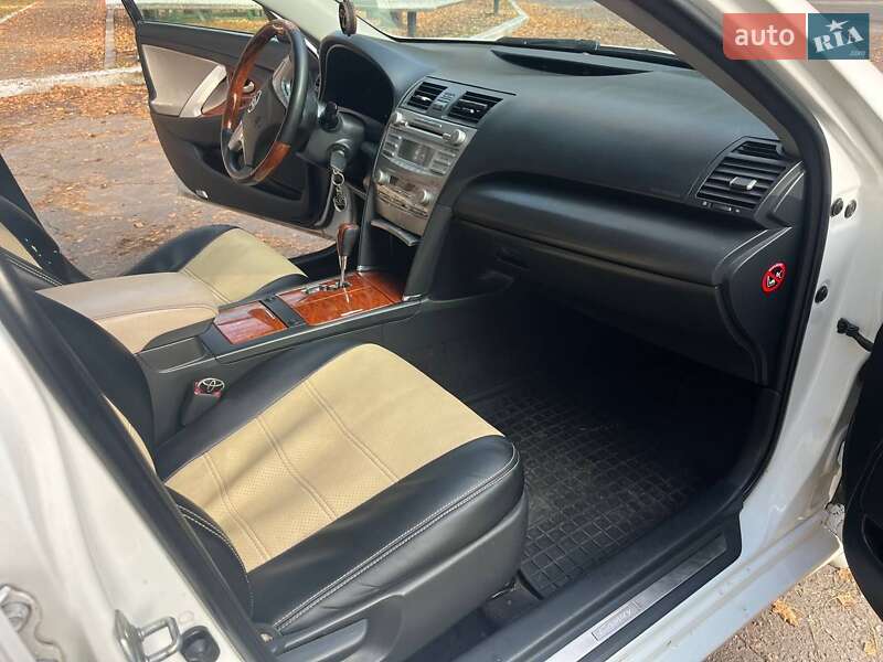 Седан Toyota Camry 2011 в Зачепиловке фото 20 Седан Toyota Camry 2011 в Зачепиловке