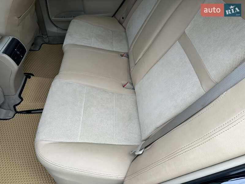 Седан Toyota Camry 2014 в Киеве