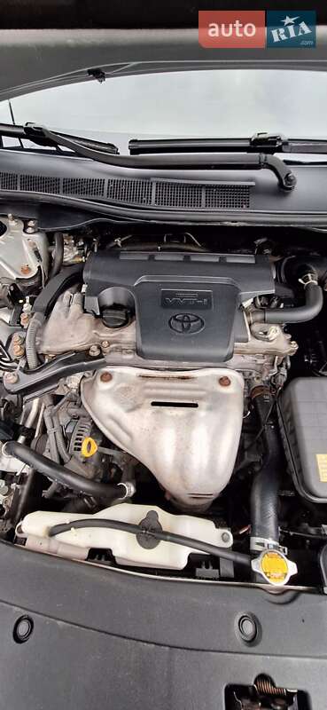 Седан Toyota Camry 2012 в Киеве