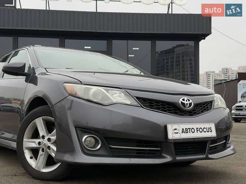 Седан Toyota Camry 2012 в Киеве фото 2 Седан Toyota Camry 2012 в Киеве