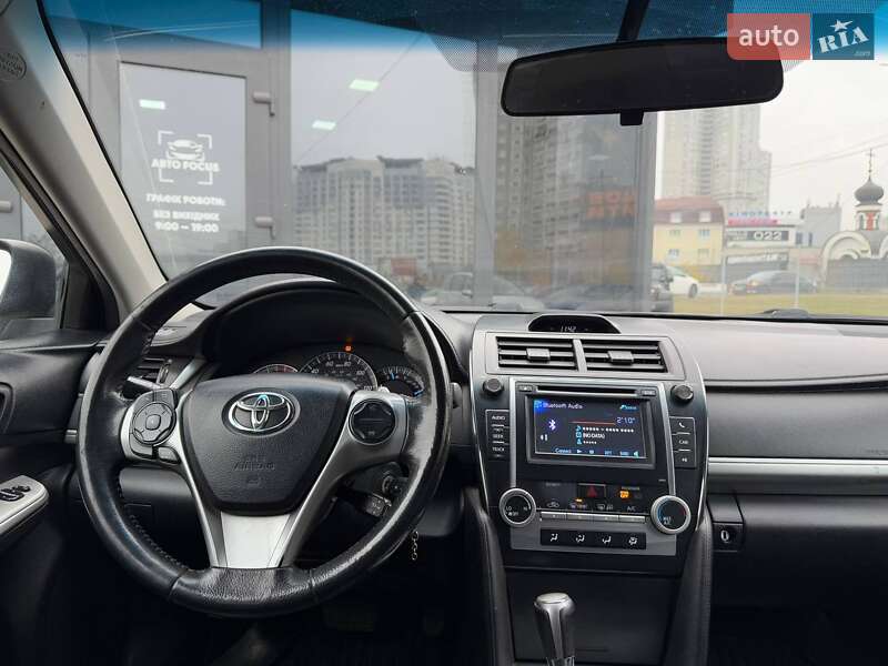 Седан Toyota Camry 2012 в Киеве фото 14 Седан Toyota Camry 2012 в Киеве