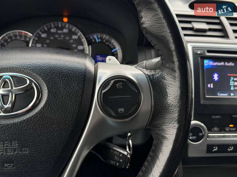 Седан Toyota Camry 2012 в Киеве фото 21 Седан Toyota Camry 2012 в Киеве