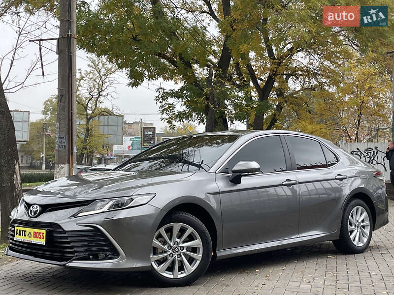 Седан Toyota Camry 2023 в Николаеве фото 2 Седан Toyota Camry 2023 в Николаеве
