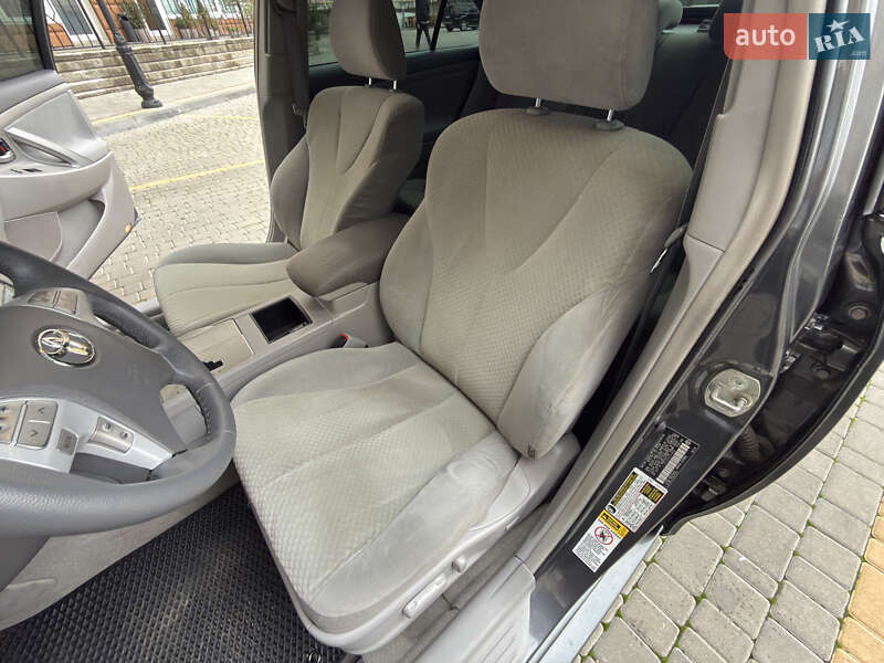 Седан Toyota Camry 2009 в Одессе