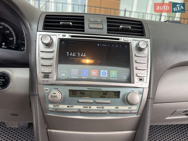 Седан Toyota Camry 2009 в Одессе