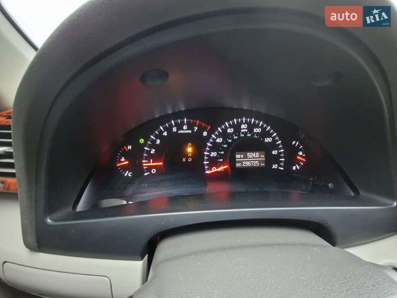 Седан Toyota Camry 2006 в Броварах