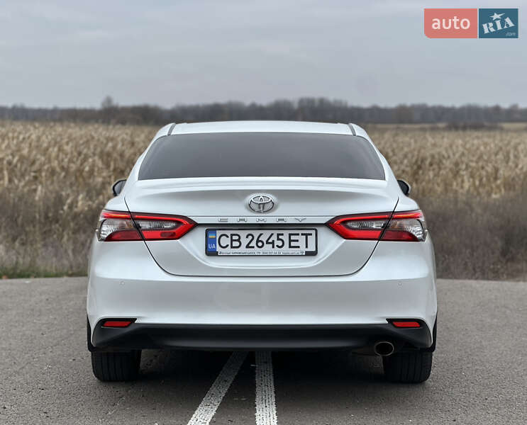 Седан Toyota Camry 2023 в Киеве фото 10 Седан Toyota Camry 2023 в Киеве