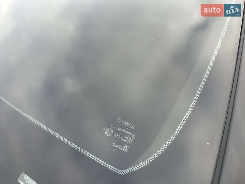 Седан Toyota Camry 2023 в Киеве фото 22 Седан Toyota Camry 2023 в Киеве