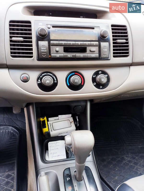 Седан Toyota Camry 2002 в Смеле фото 15 Седан Toyota Camry 2002 в Смеле