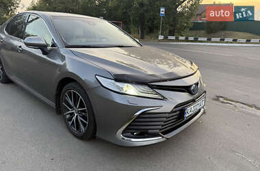 Седан Toyota Camry 2021 в Киеве