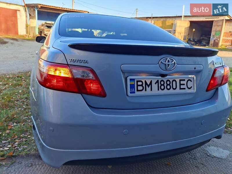 Седан Toyota Camry 2006 в Глухове