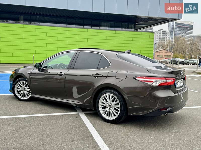 Седан Toyota Camry 2019 в Києві фото 21 Седан Toyota Camry 2019 в Києві