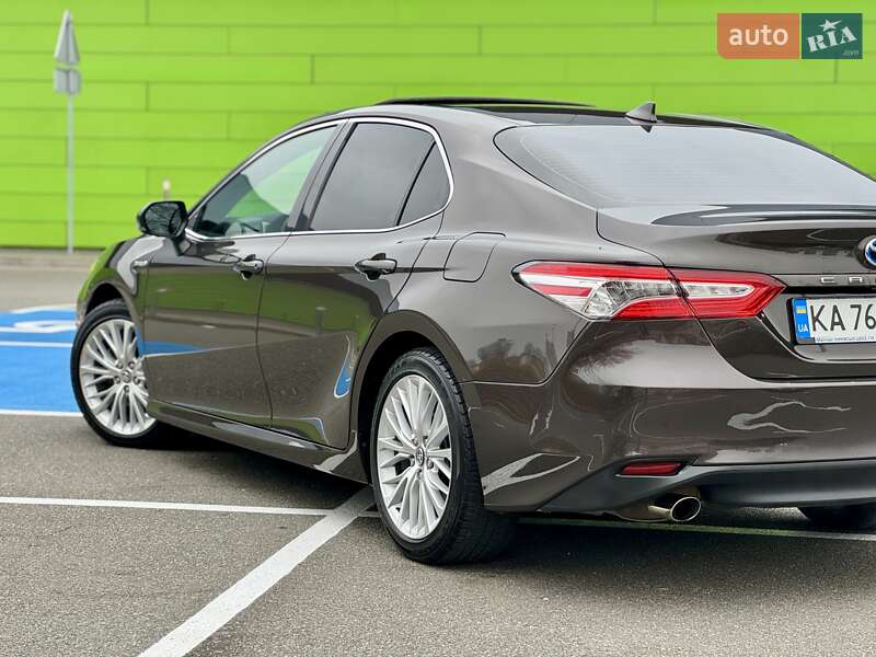 Седан Toyota Camry 2019 в Києві фото 26 Седан Toyota Camry 2019 в Києві