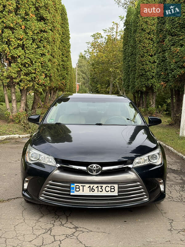 Toyota Camry 2016