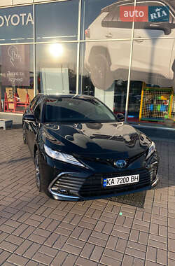 Седан Toyota Camry 2021 в Києві