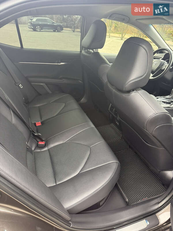 Седан Toyota Camry 2023 в Харькове фото 10 Седан Toyota Camry 2023 в Харькове